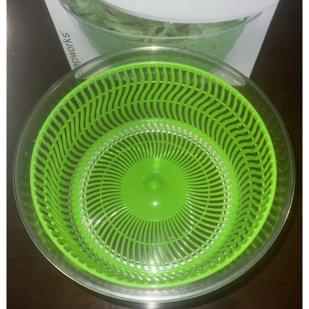 Progressive 4 Qt Salad Spinner Easy Pull Cord With Brake Mechanism Green White